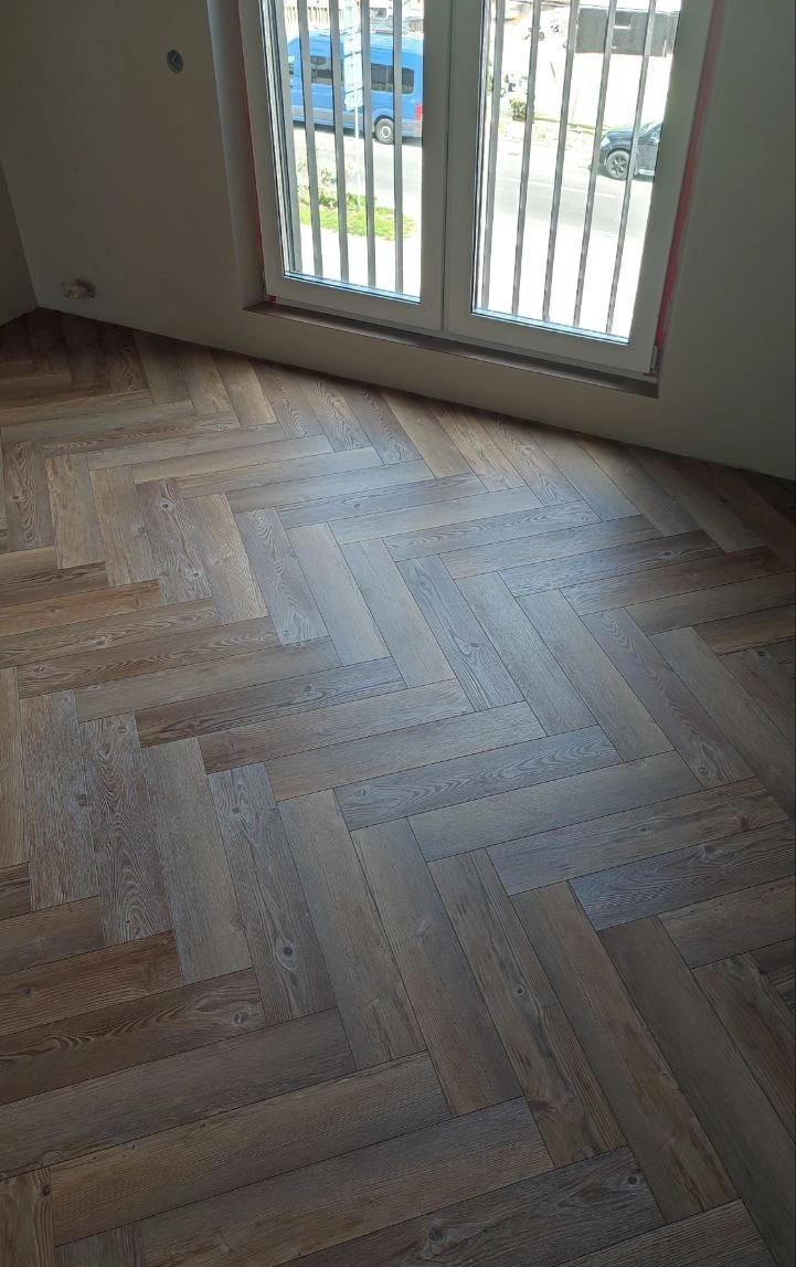 Кварц-винил английская елочка